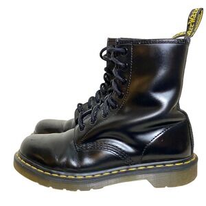 Dr. Martens 1460 Black Smooth Leather 8-Eye Boots Size 7 Women Grunge 90s Punk